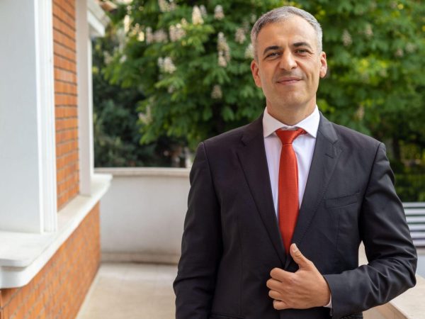 REMAX Klass răspunde nevoilor reale ale afacerilor cu profil industrial, prin viziunea lui Valentin Bucheru